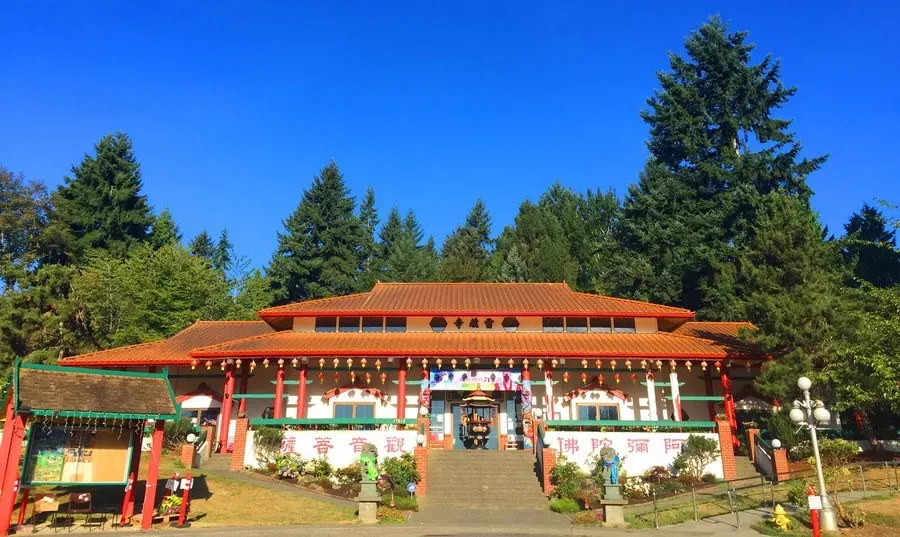 Seattle Lôi Tạng Tự - Chùa Tổ Chân Phật Tông tại thành phố Seattle bang Washington, Hoa Kì. (Ảnh: Internet)